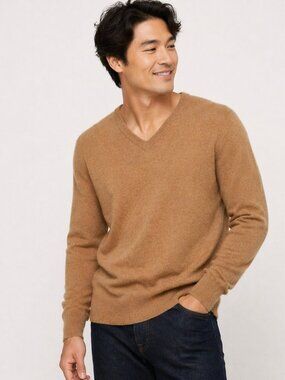 Roots Camel V-Neck Sweater Made in Scotland Wool Blend Men’s Size M/L Vintage